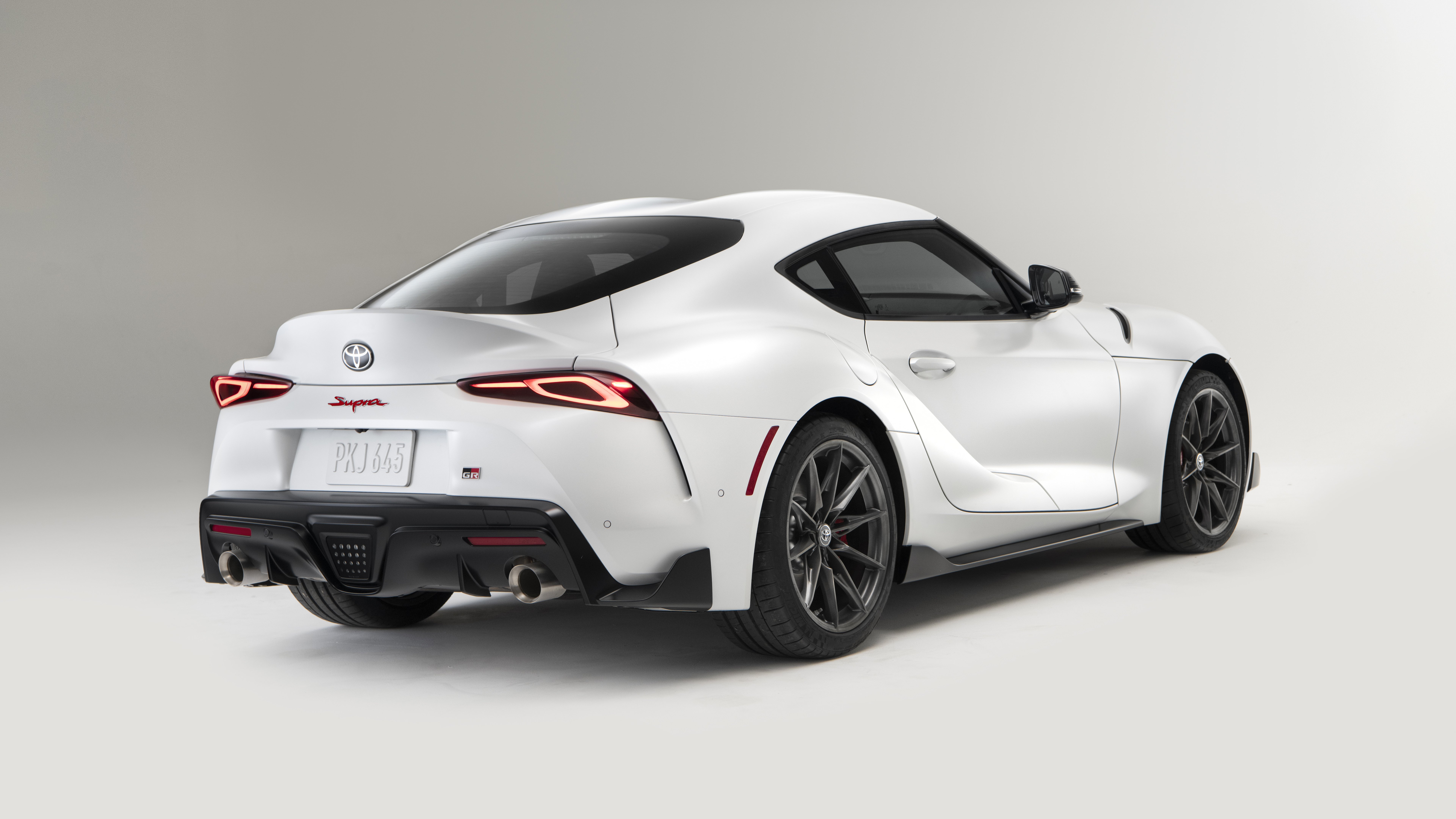 Машины выпуск 2023. Toyota gr Supra 2020. Toyota Supra 2023. Тойота Супра 2022. Toyota Supra gr 2022.