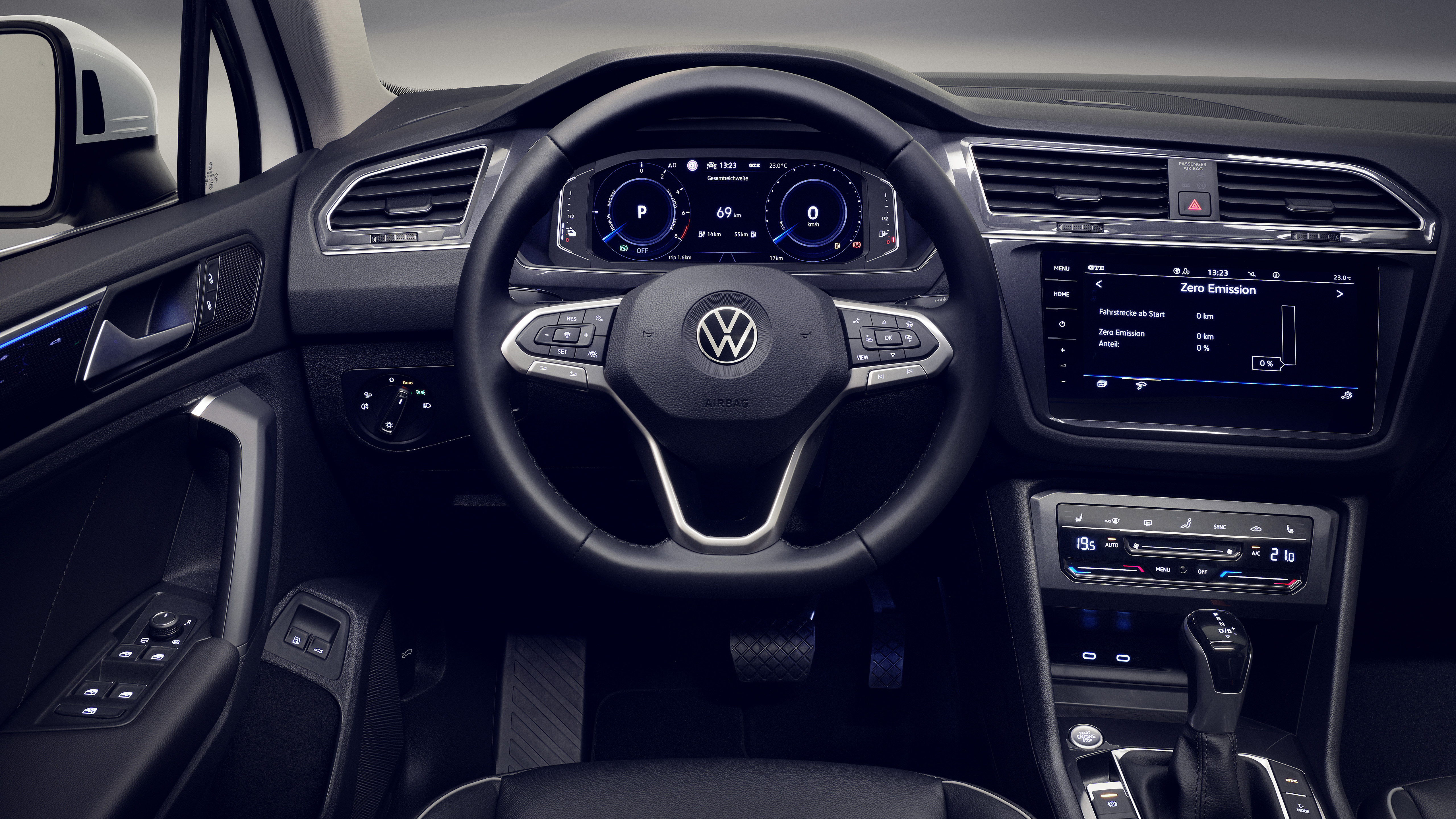 Volkswagen tiguan салон